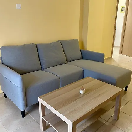 Apartment Concrete & Pine Thessaloniki